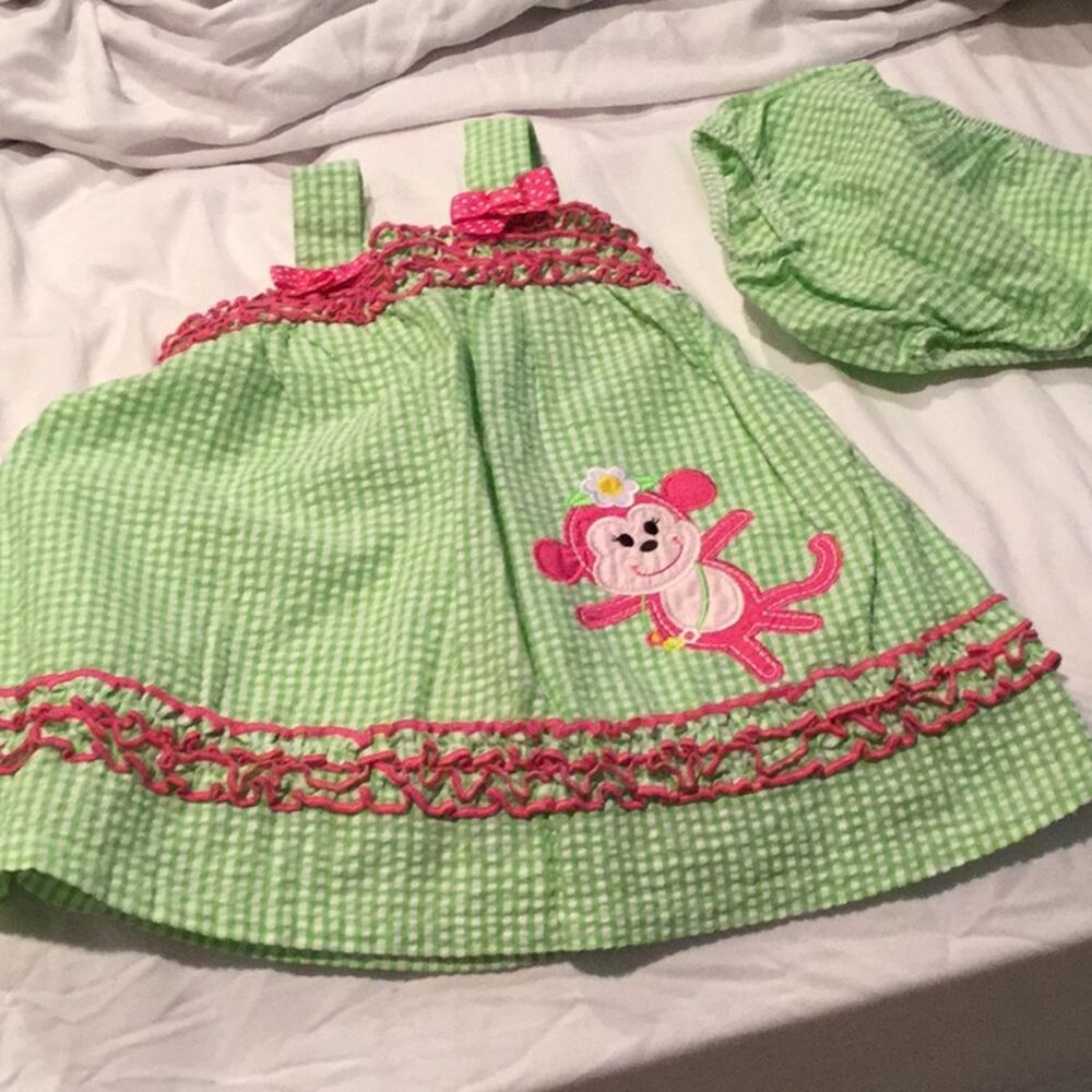 Green white lightweight sear sucker dress worn 1x